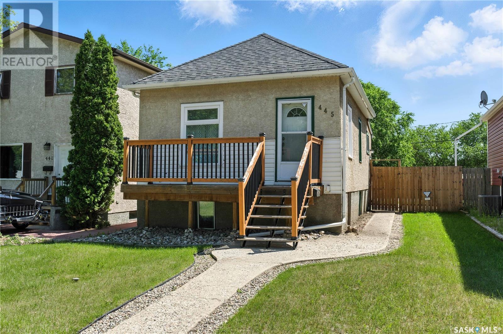 445 York STREET, regina, Saskatchewan