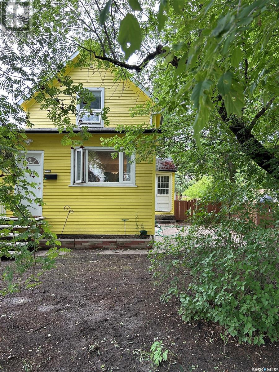 Property at 703 7th STREET E image 2