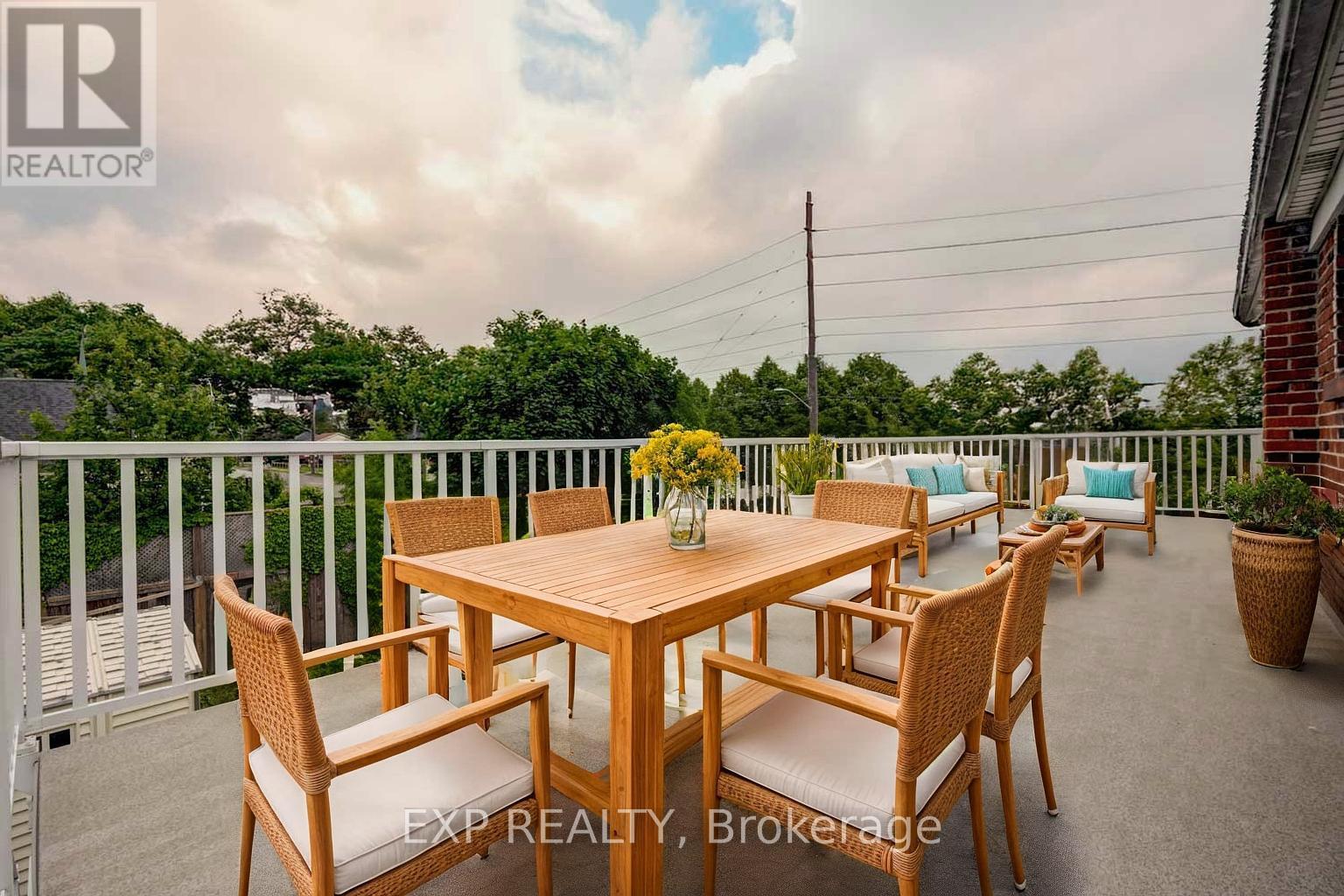 536 King Street E, Oshawa (O'neill), Ontario  L1H 1G1 - Photo 10 - E12238877
