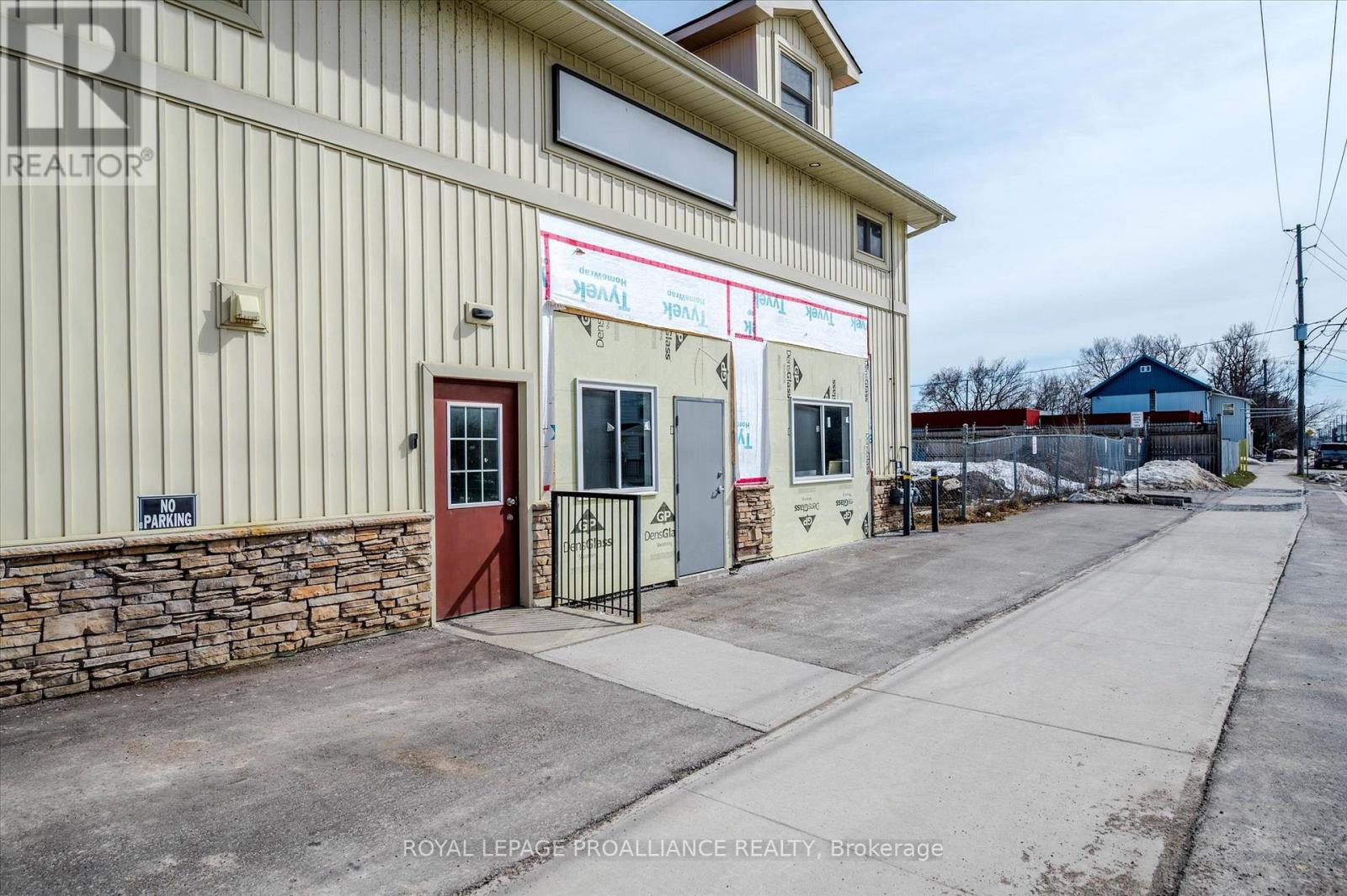 255 Mcdonnel Street, Peterborough, Ontario  K9H 2W2 - Photo 13 - X12238955