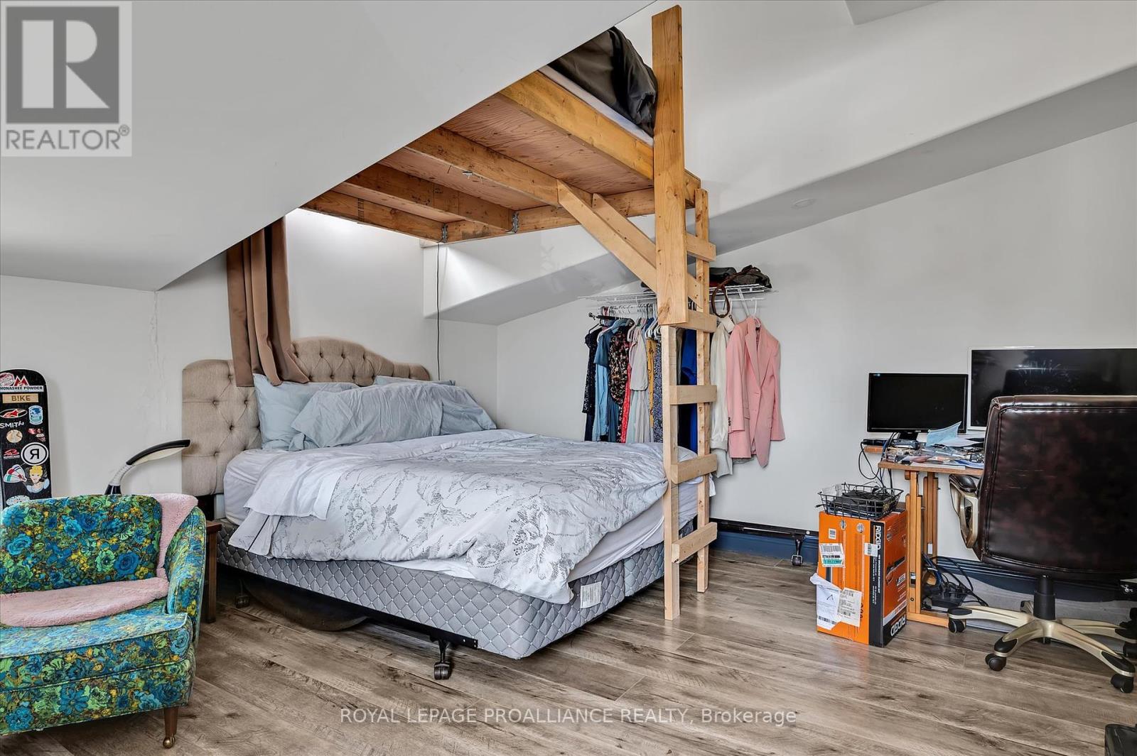 255 Mcdonnel Street, Peterborough, Ontario  K9H 2W2 - Photo 19 - X12238955