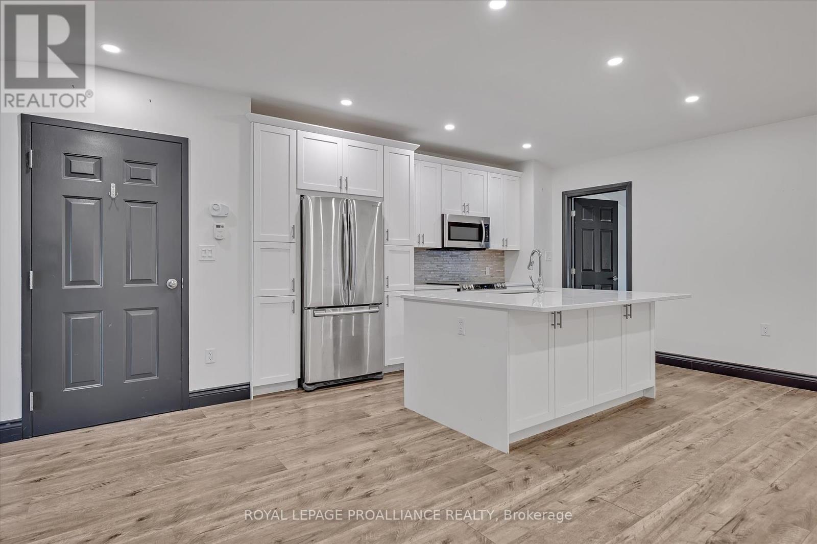 255 Mcdonnel Street, Peterborough, Ontario  K9H 2W2 - Photo 23 - X12238955