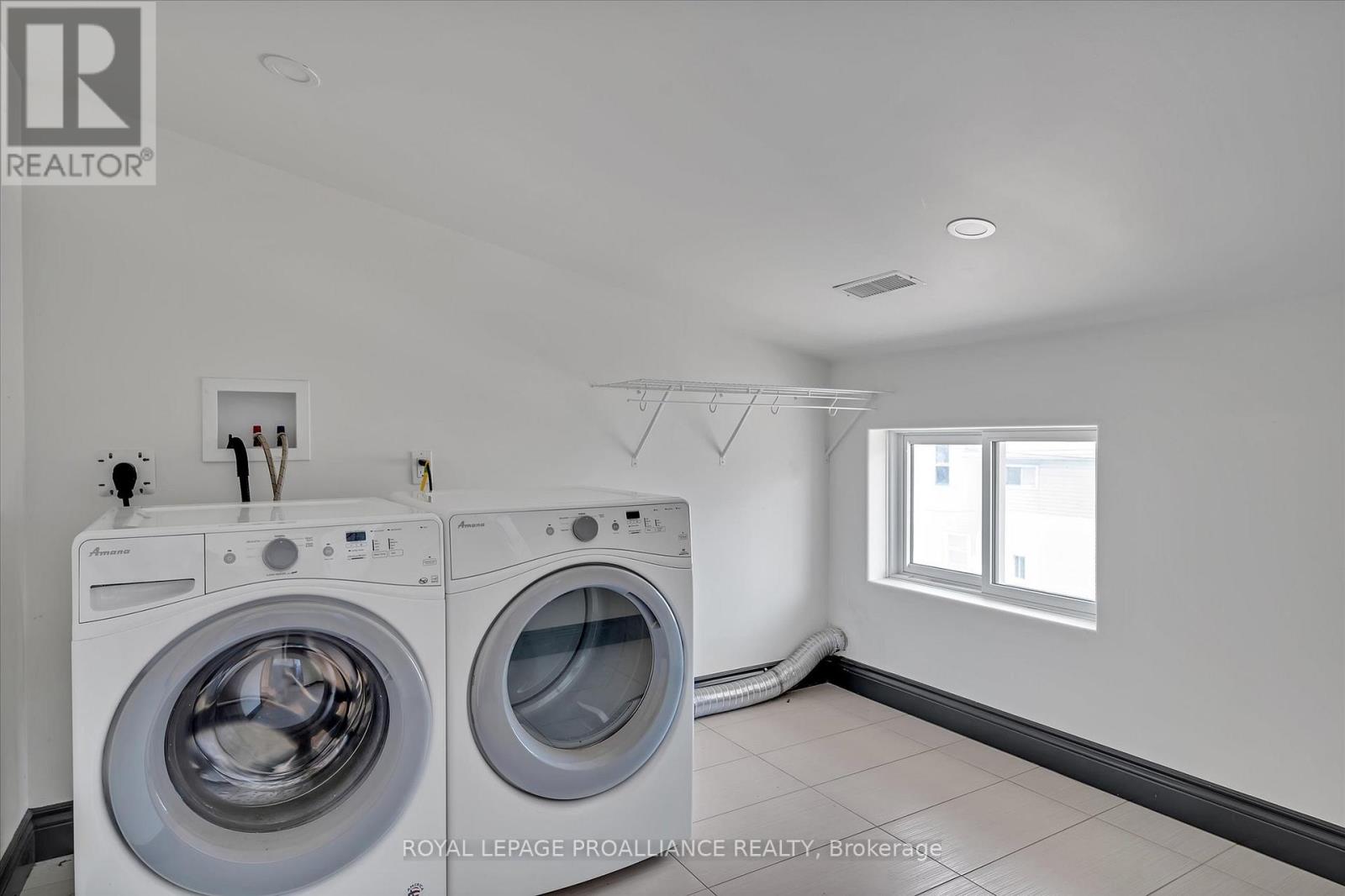 255 Mcdonnel Street, Peterborough, Ontario  K9H 2W2 - Photo 33 - X12238955