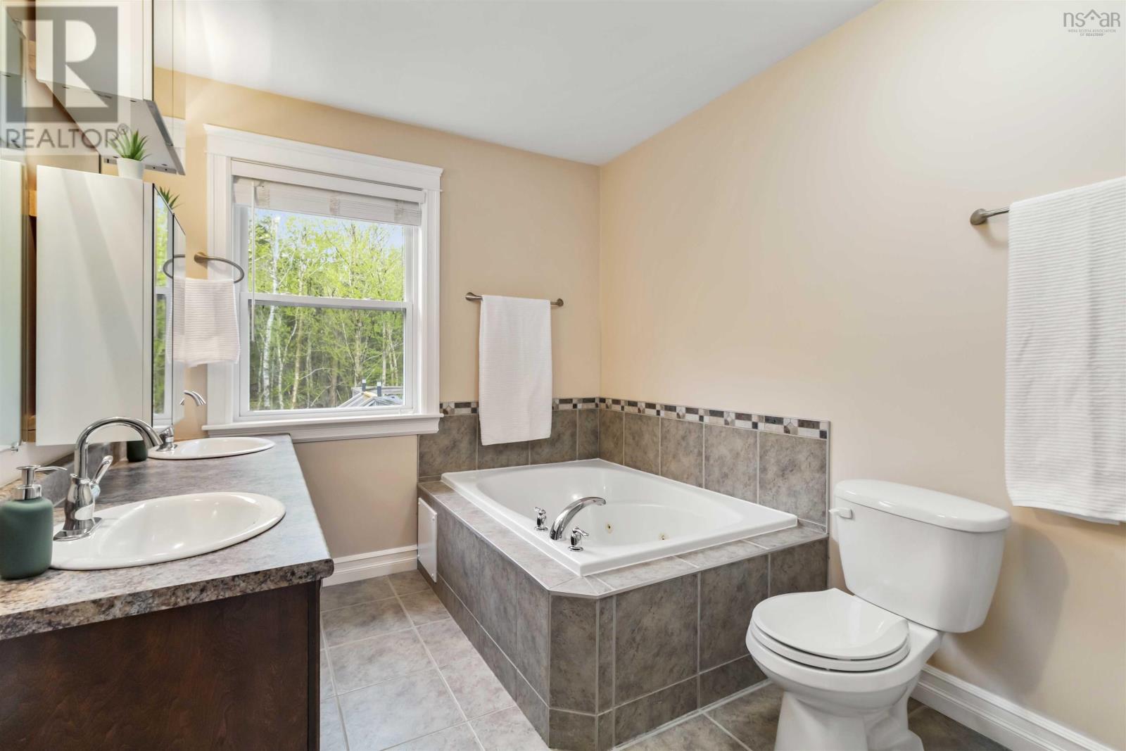 130 Tomahawk Run, Hammonds Plains, Nova Scotia  B4B 1Z5 - Photo 19 - 202511940