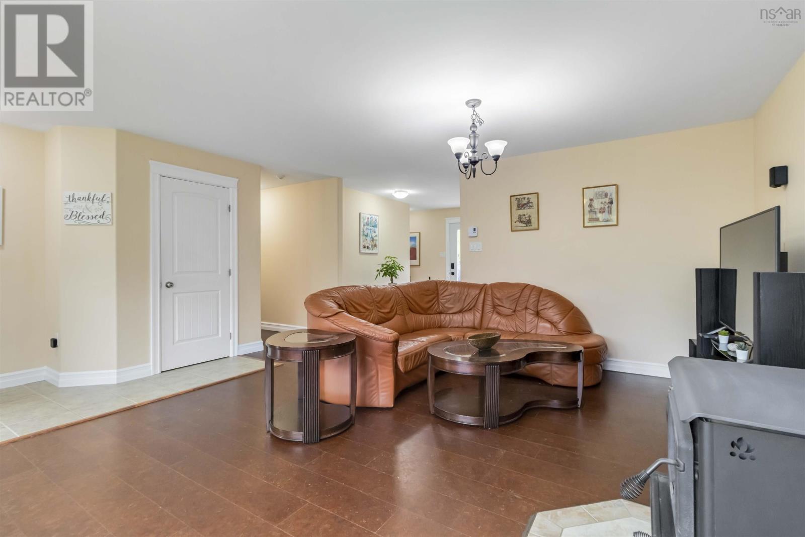 130 Tomahawk Run, Hammonds Plains, Nova Scotia  B4B 1Z5 - Photo 9 - 202511940