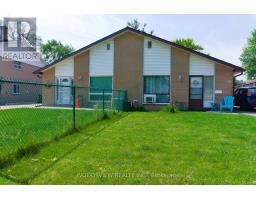 56 LIGHTWOOD DRIVE, Toronto, Ontario