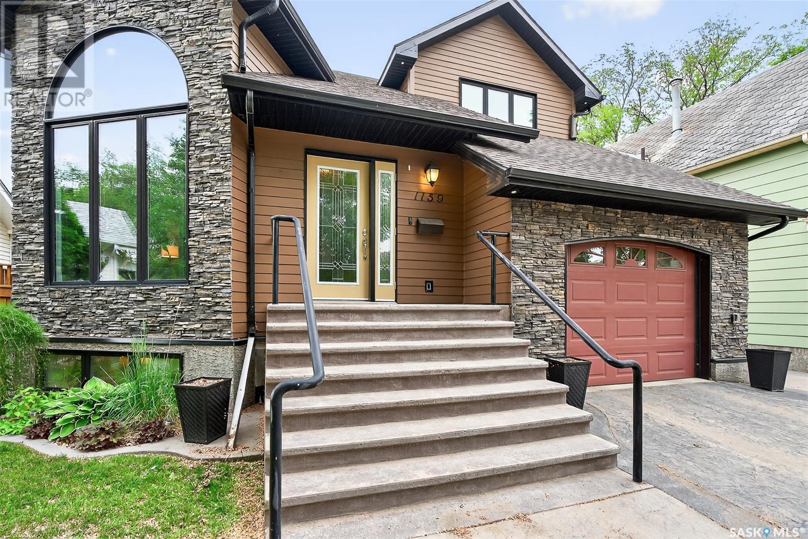 Property at 1159 2nd AVENUE NW image 2