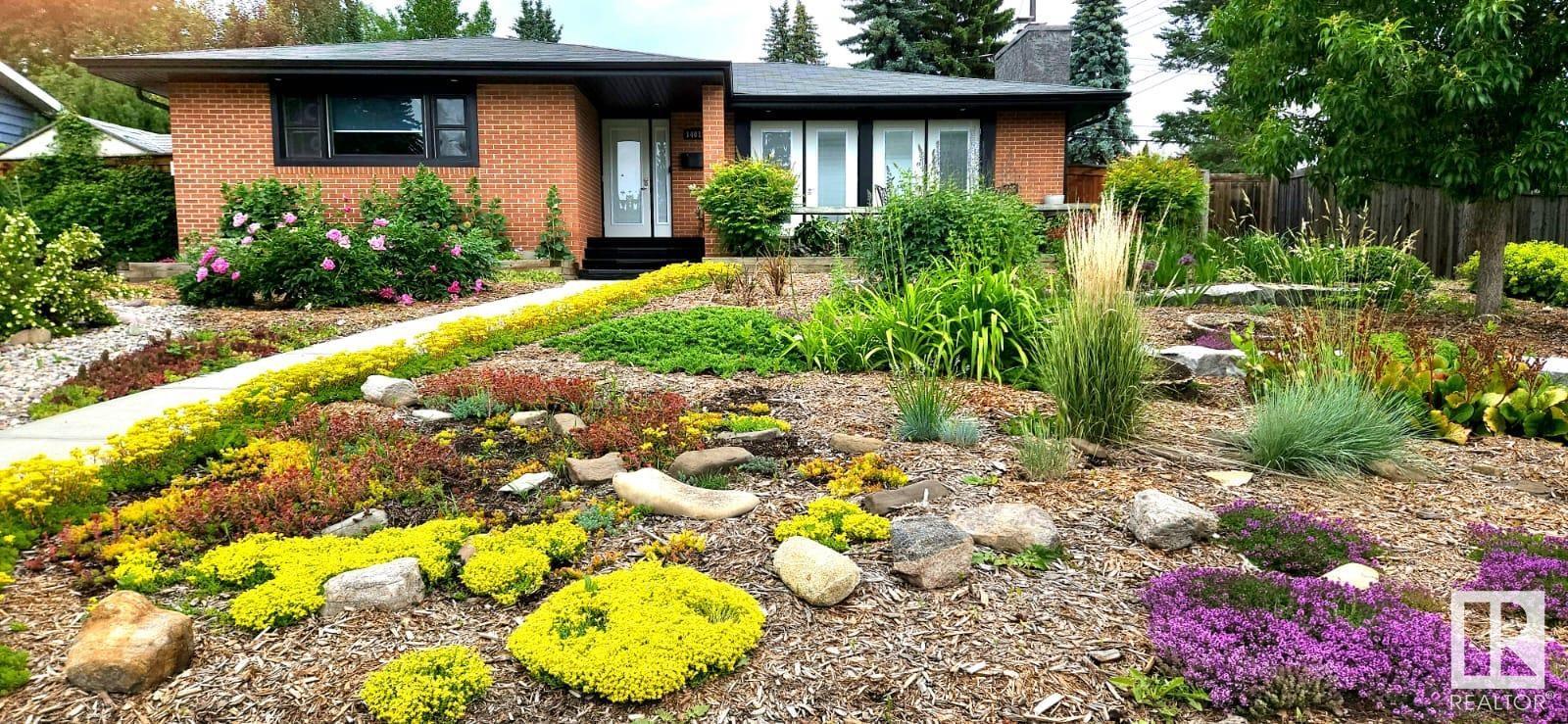 Property at 14012 90A AV NW image 1