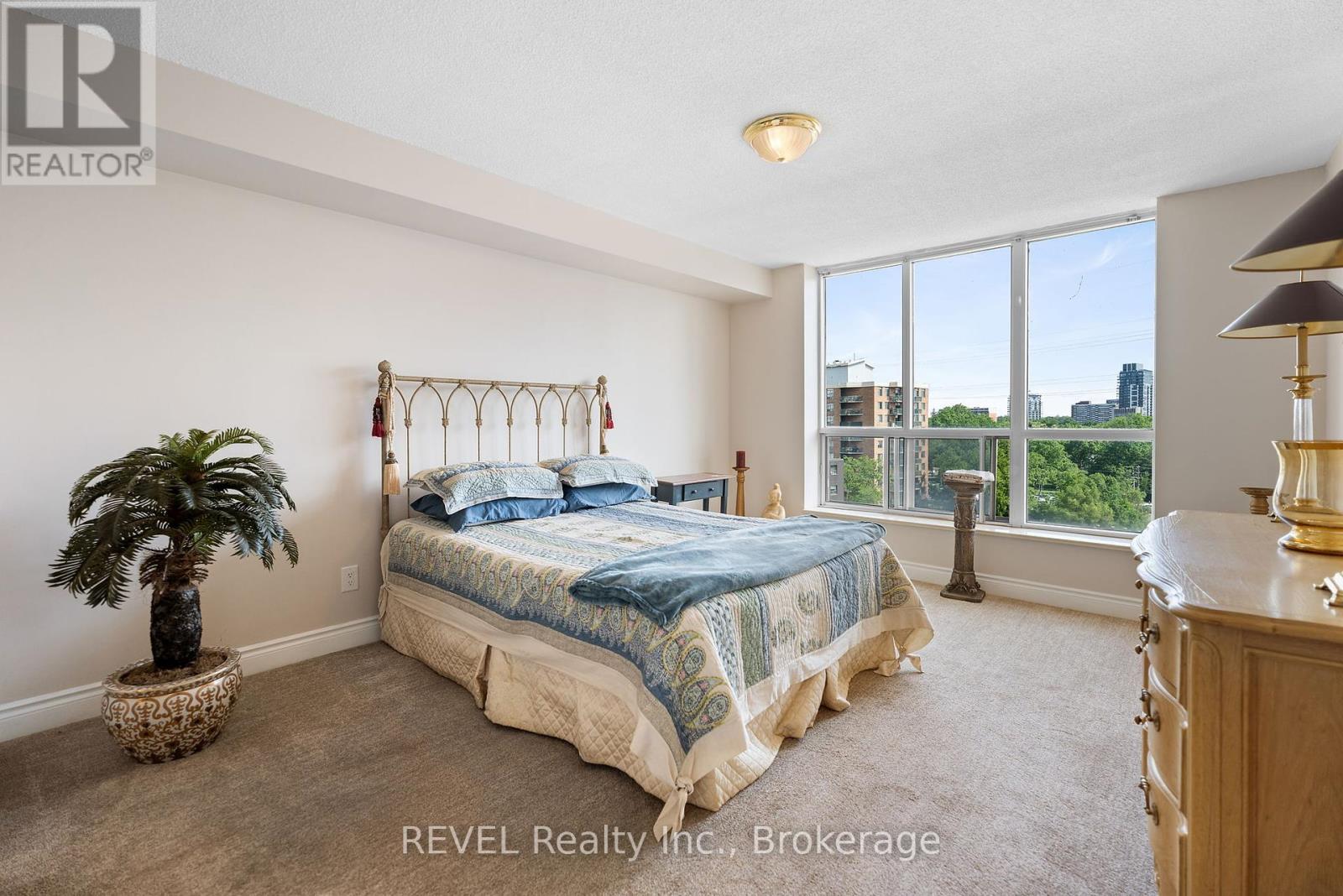 905 - 442 Maple Avenue, Burlington (Brant), Ontario  L7S 2L7 - Photo 19 - W12239029