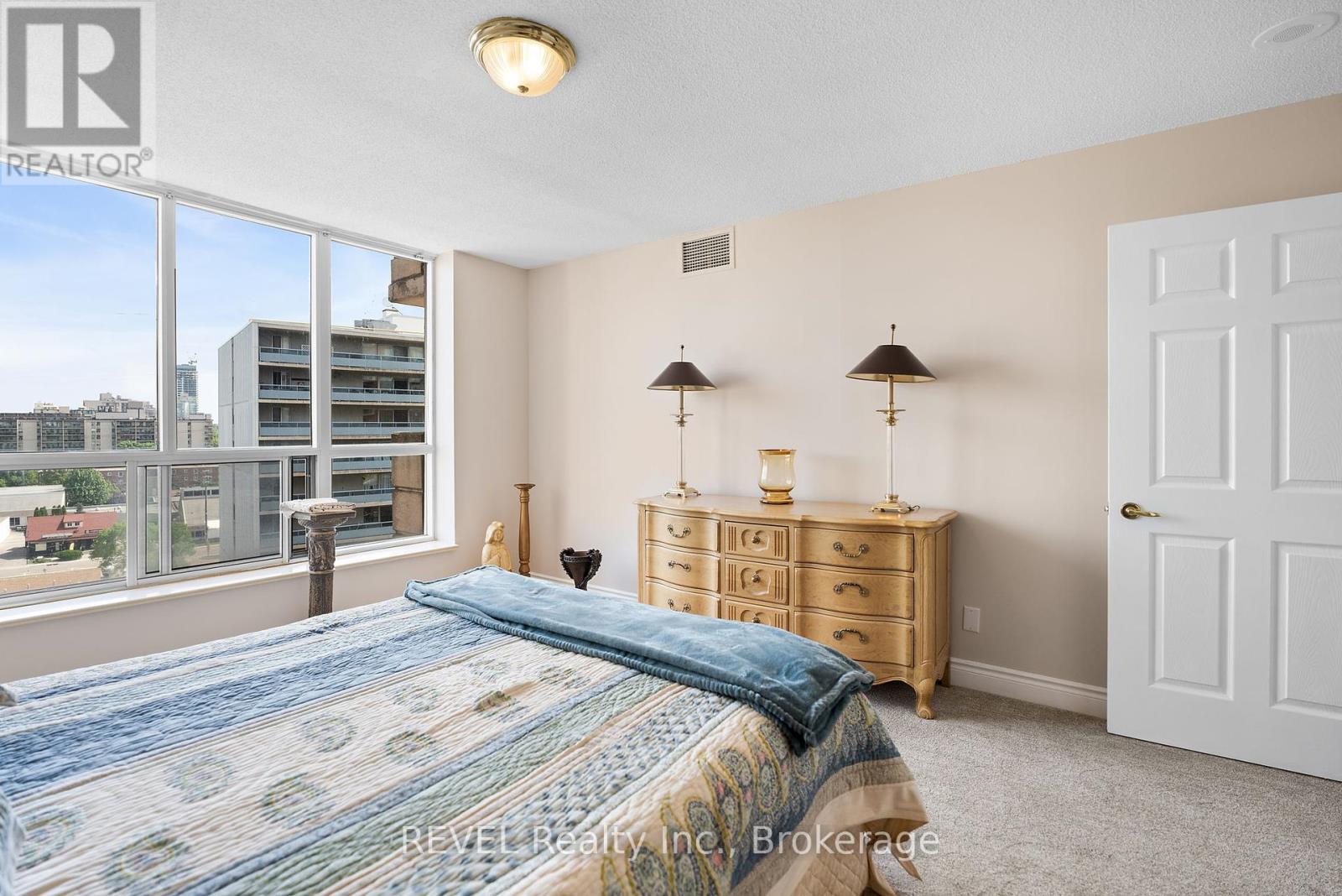 905 - 442 Maple Avenue, Burlington (Brant), Ontario  L7S 2L7 - Photo 20 - W12239029