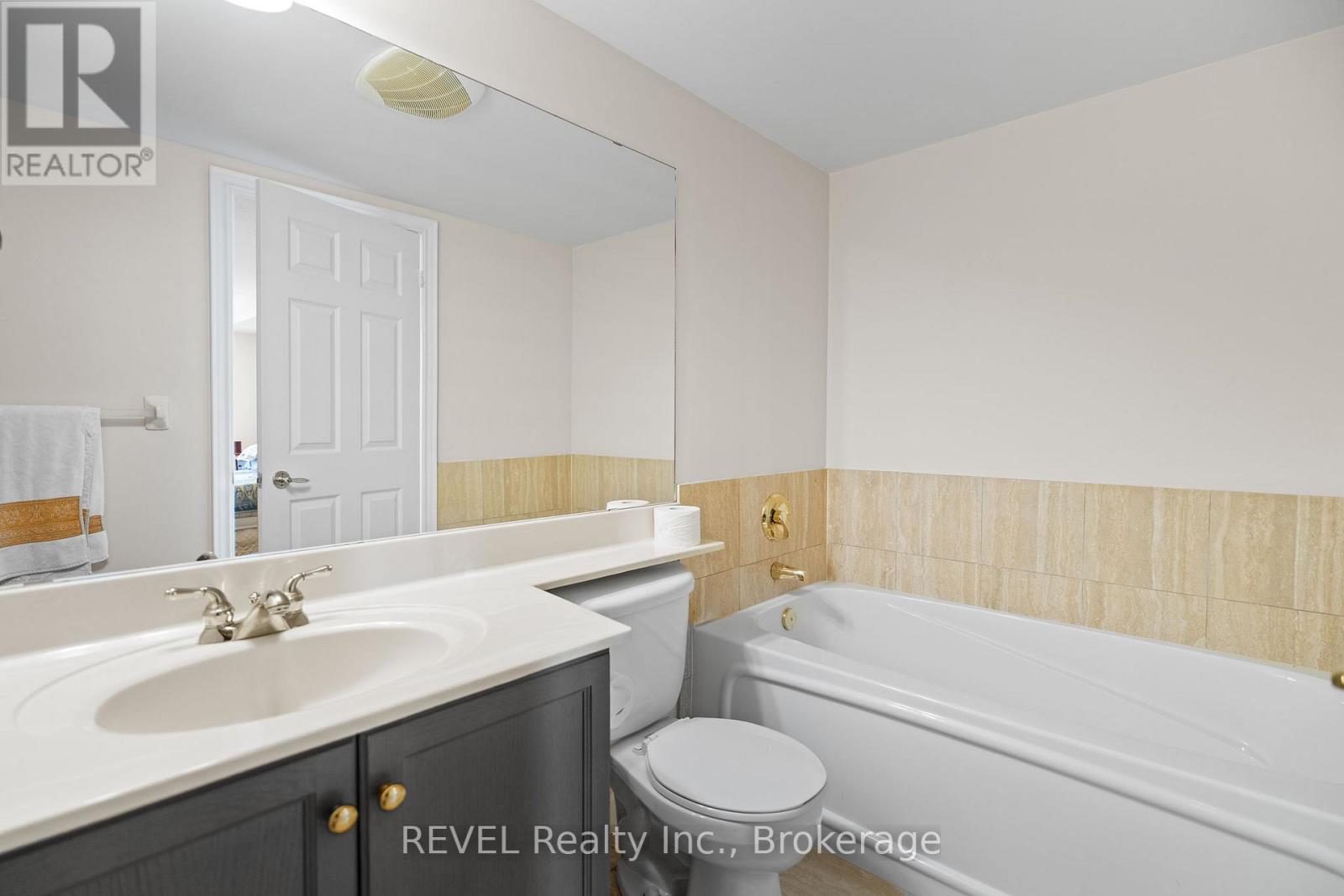 905 - 442 Maple Avenue, Burlington (Brant), Ontario  L7S 2L7 - Photo 23 - W12239029