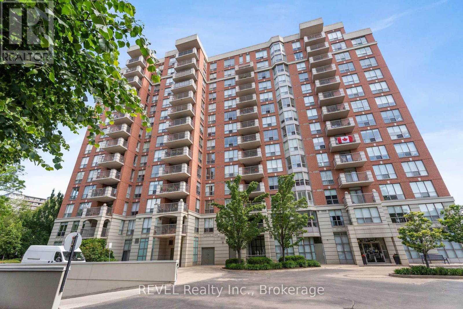 905 - 442 Maple Avenue, Burlington (Brant), Ontario  L7S 2L7 - Photo 3 - W12239029