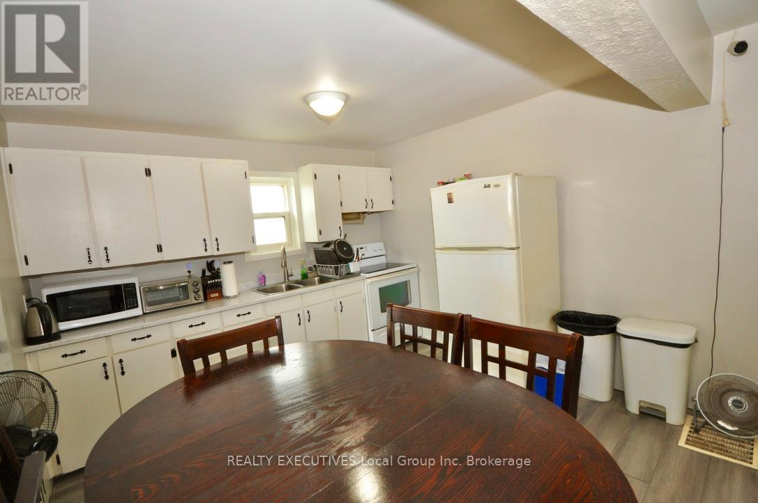 Property at 589 DOUGLAS STREET image 2