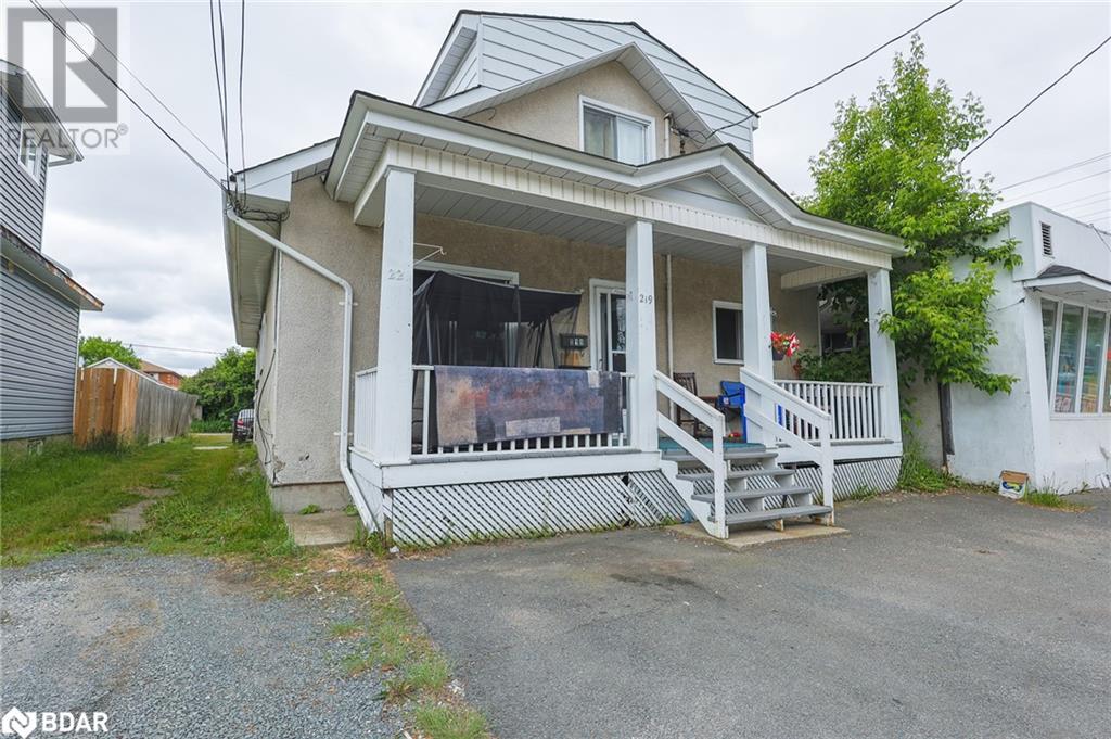 Property at 219-221 KING Street image 2