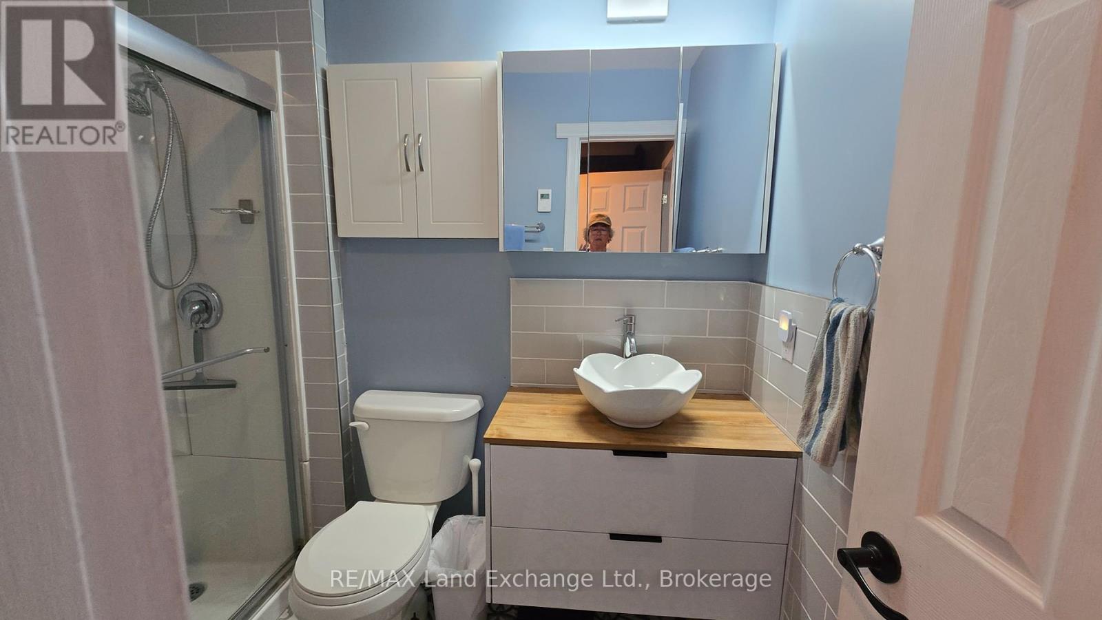 306 Ojibwa Trail, Huron-Kinloss, Ontario  N2Z 2X3 - Photo 11 - X12239113