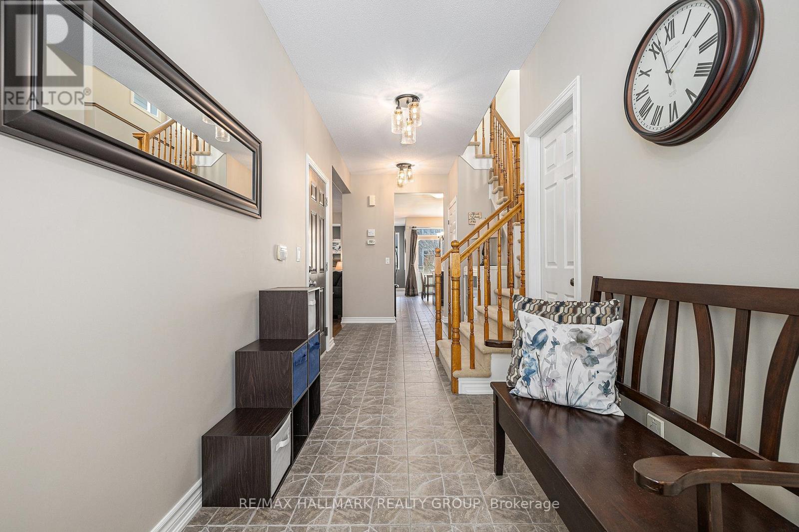 Property at 220 CELTIC RIDGE CRESCENT image 5