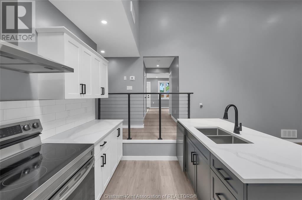 30 Mcnaughton Avenue East, Chatham, Ontario  N7L 2G1 - Photo 15 - 25015763
