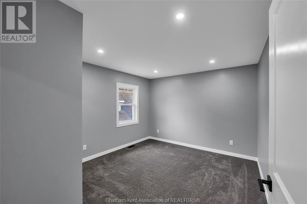 30 Mcnaughton Avenue East, Chatham, Ontario  N7L 2G1 - Photo 33 - 25015763