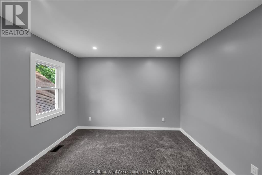 30 Mcnaughton Avenue East, Chatham, Ontario  N7L 2G1 - Photo 34 - 25015763