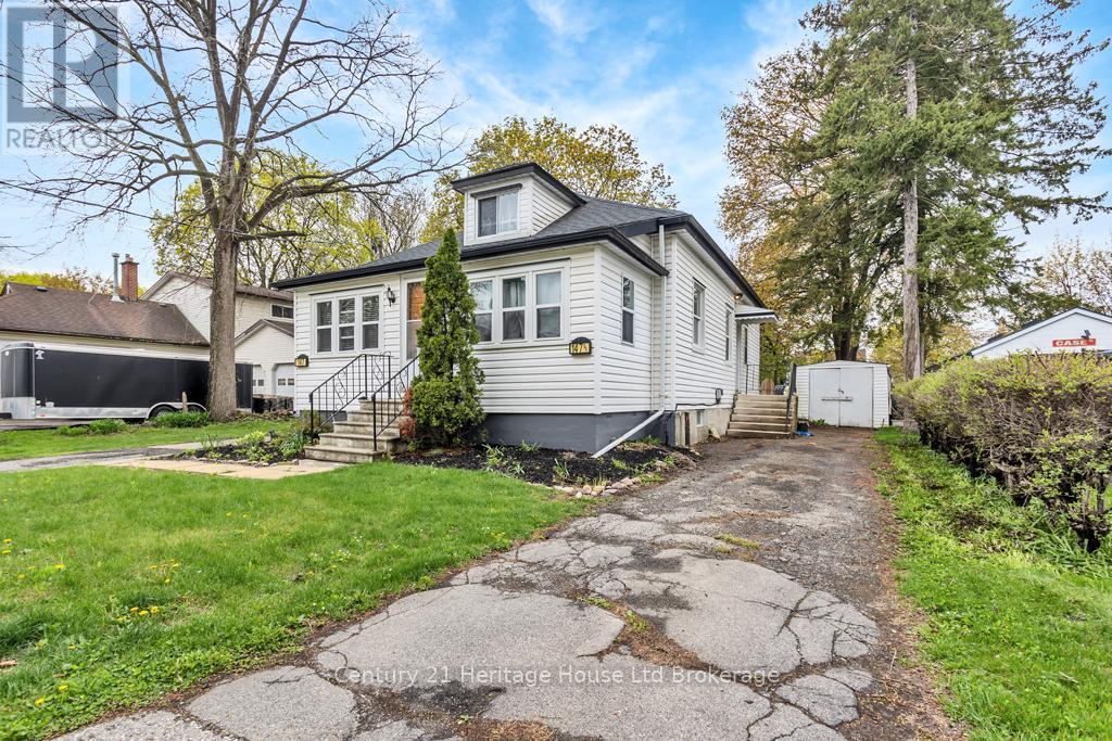 147 Sydenham Street, Woodstock, Ontario  N4S 7B7 - Photo 2 - X12133824