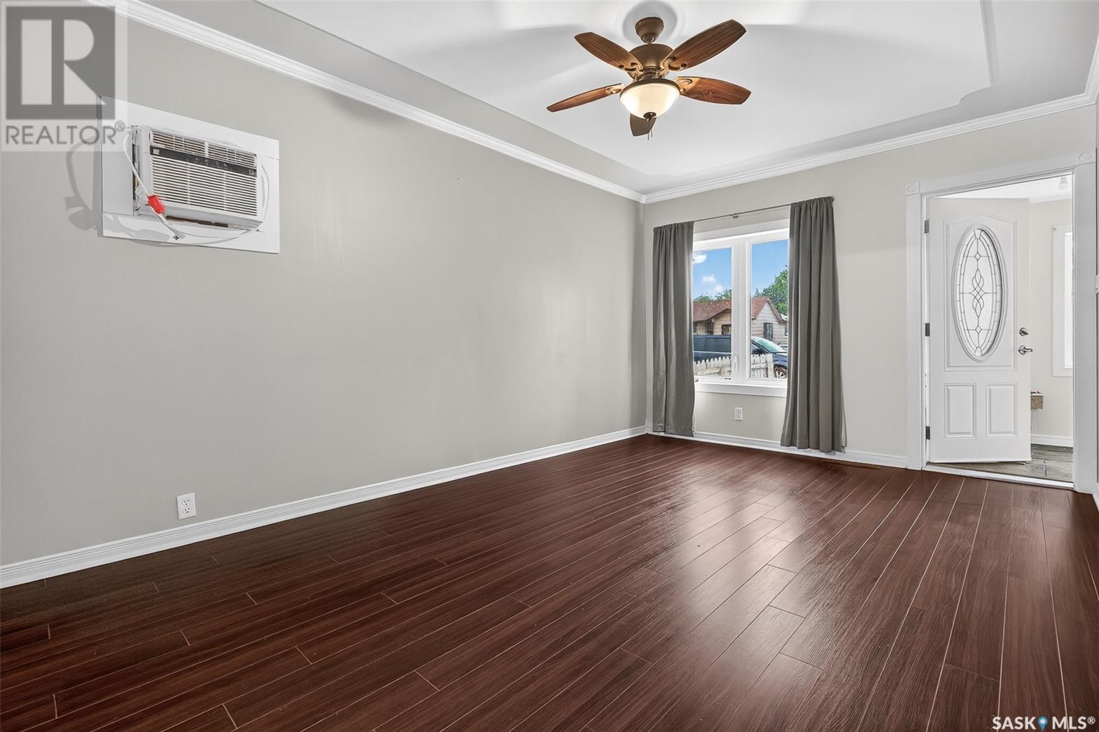 Property at 919 Stadacona STREET W image 4
