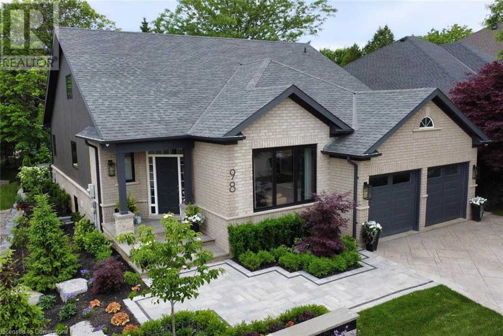Property at 98 MOORE Crescent image 2