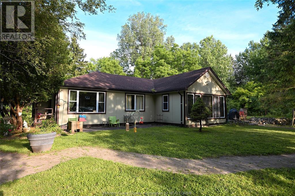 5530 Malden Road, Windsor, Ontario  N9E 3V9 - Photo 1 - 25015809