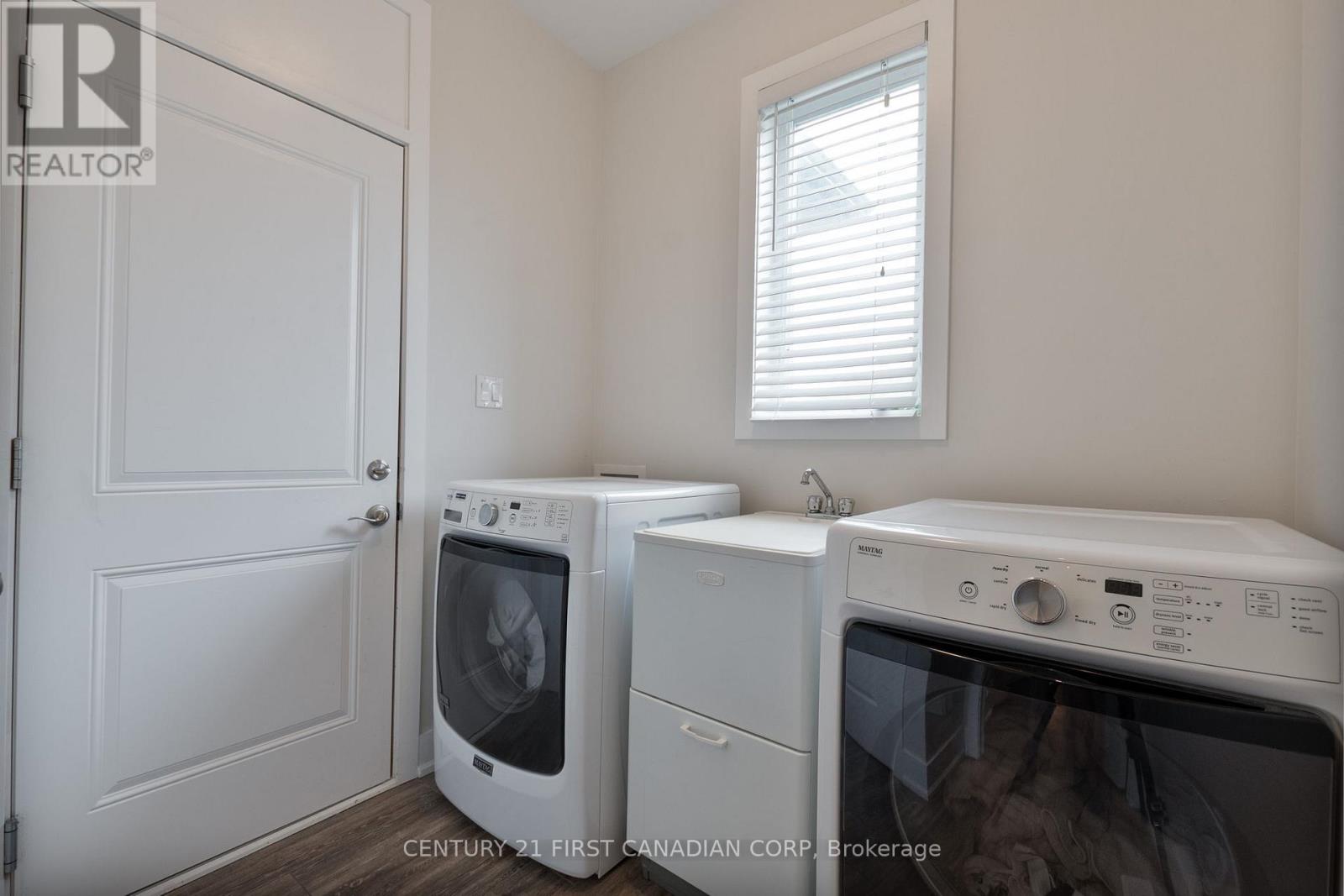 1366 Thornley Street, London South, Ontario  N6K 0B2 - Photo 21 - X12239190