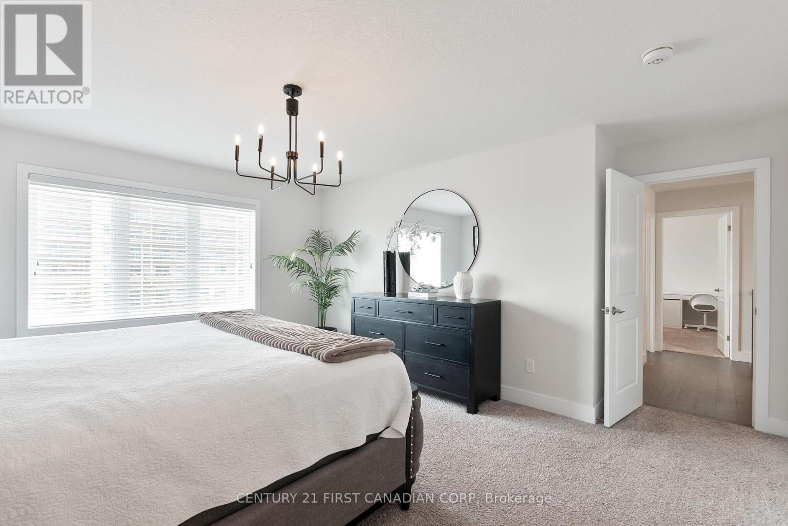 1366 Thornley Street, London South, Ontario  N6K 0B2 - Photo 27 - X12239190