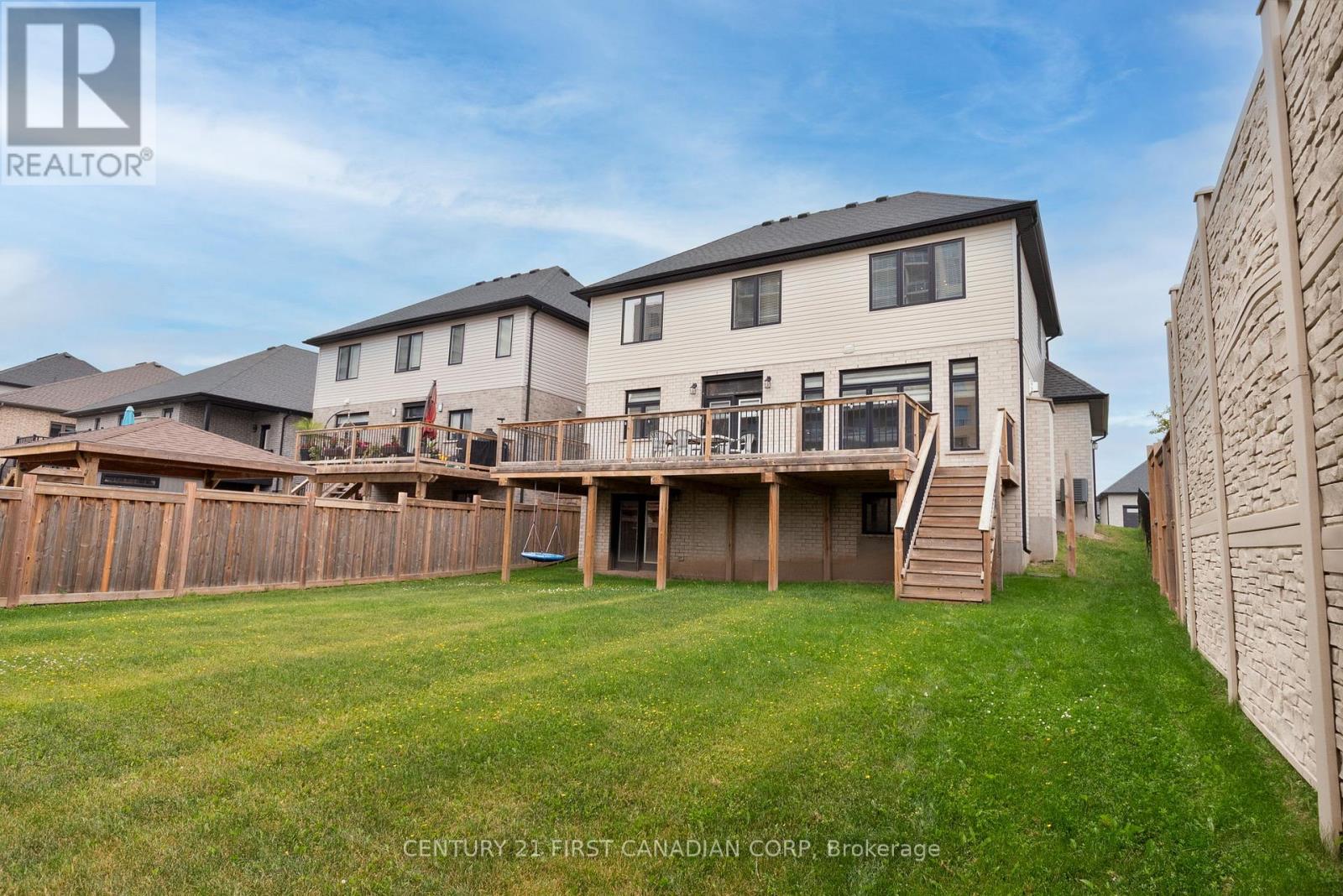 1366 Thornley Street, London South, Ontario  N6K 0B2 - Photo 39 - X12239190
