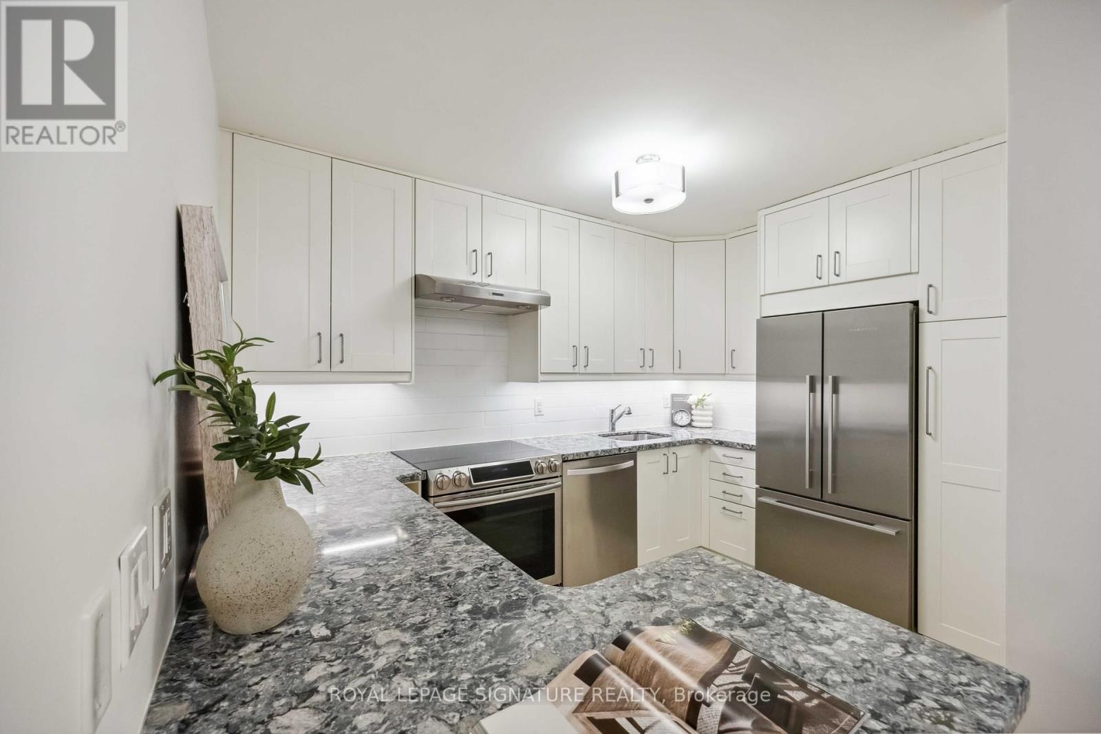 201 - 212 St. George Street, Toronto, Ontario  M5R 2N5 - Photo 18 - C12239103