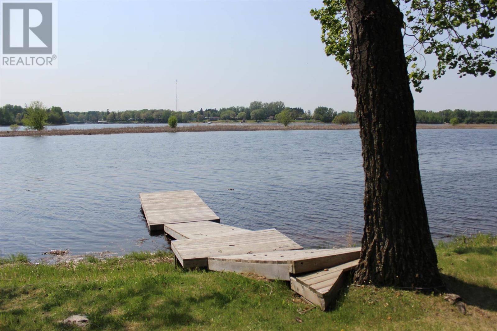 51 Grant Dr, Rainy River, Ontario  P0W 1L0 - Photo 2 - TB251346