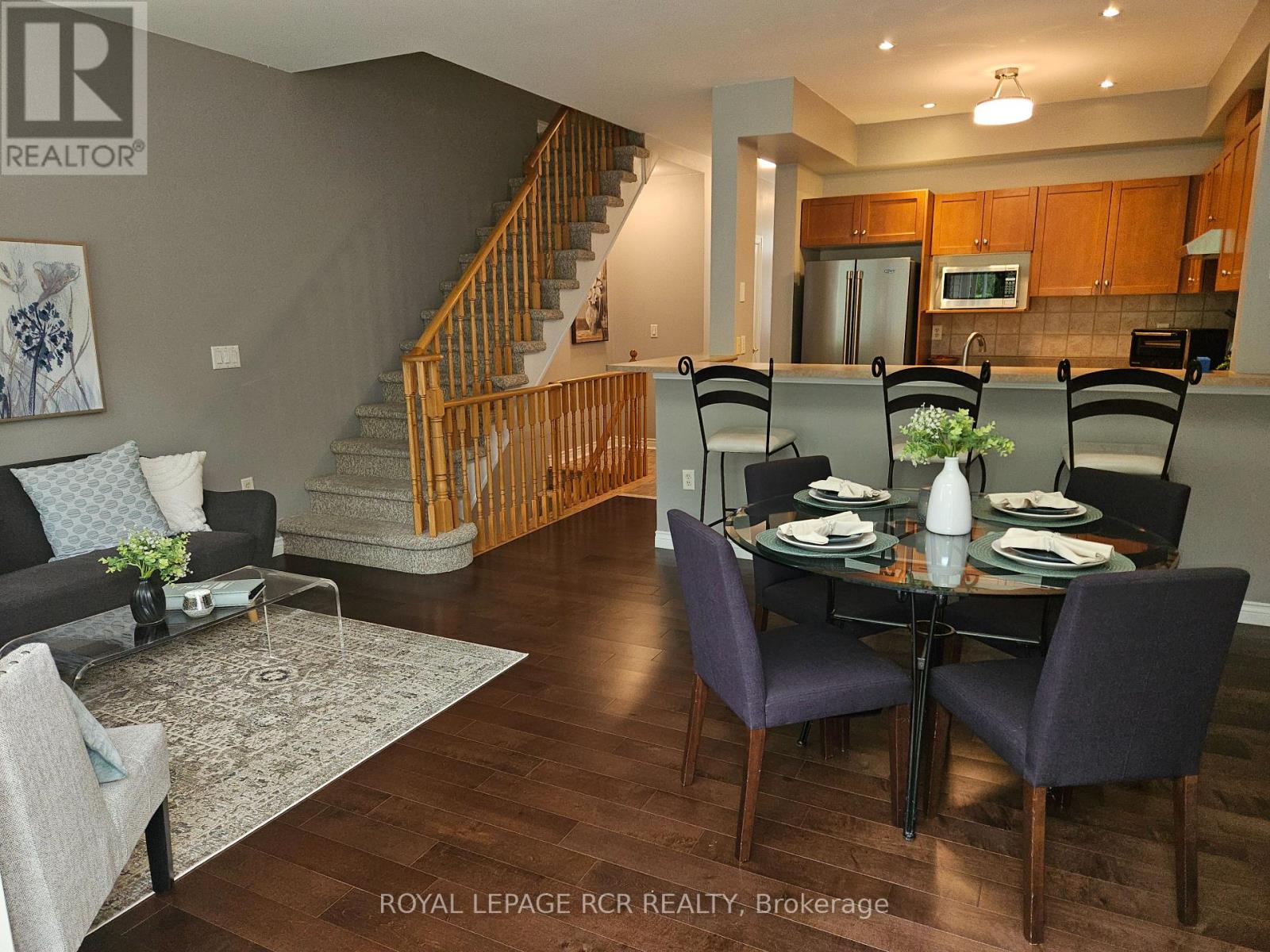 Property at 1047 ON BOGART CIRCLE image 2