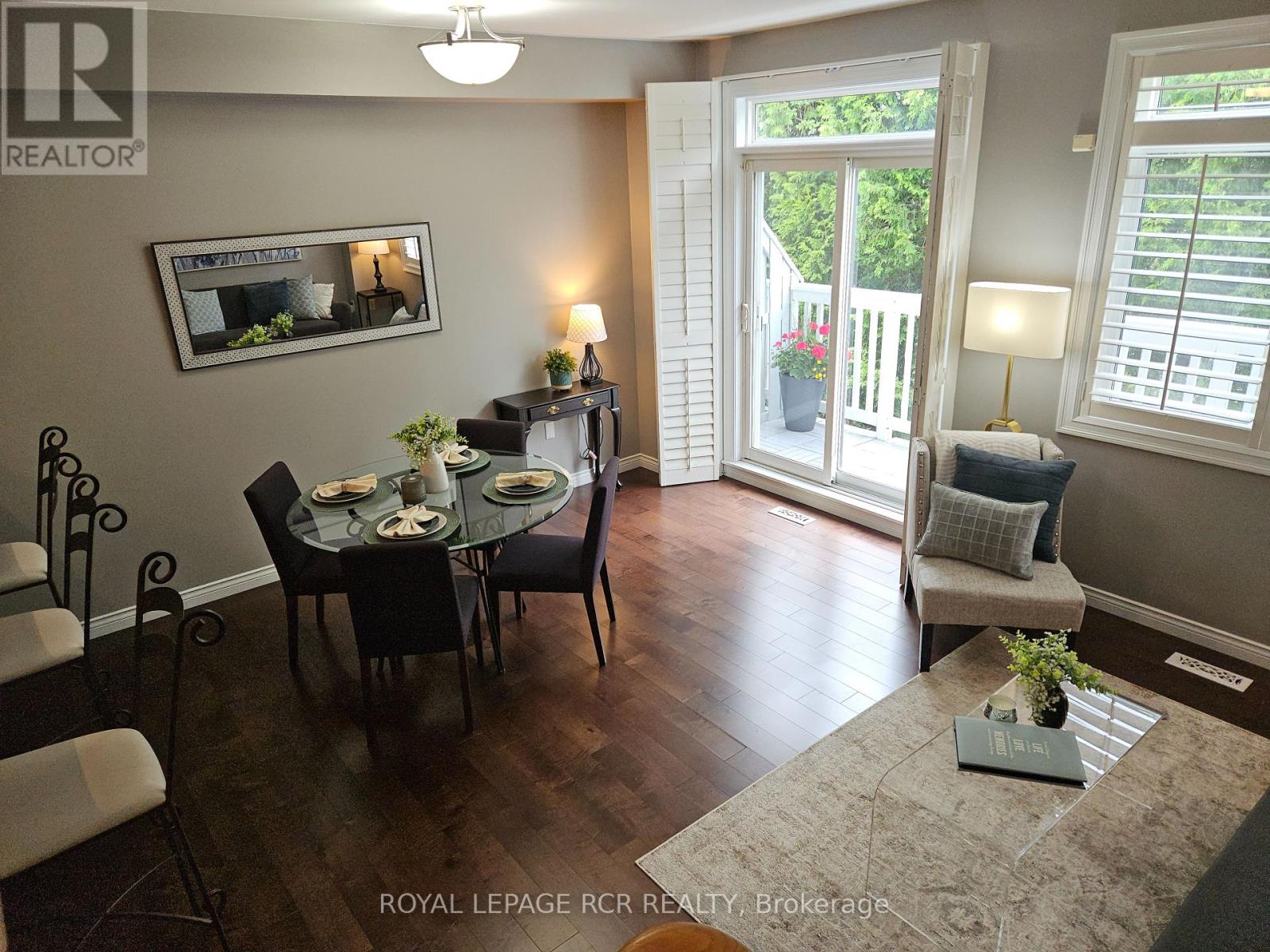 Property at 1047 ON BOGART CIRCLE image 5