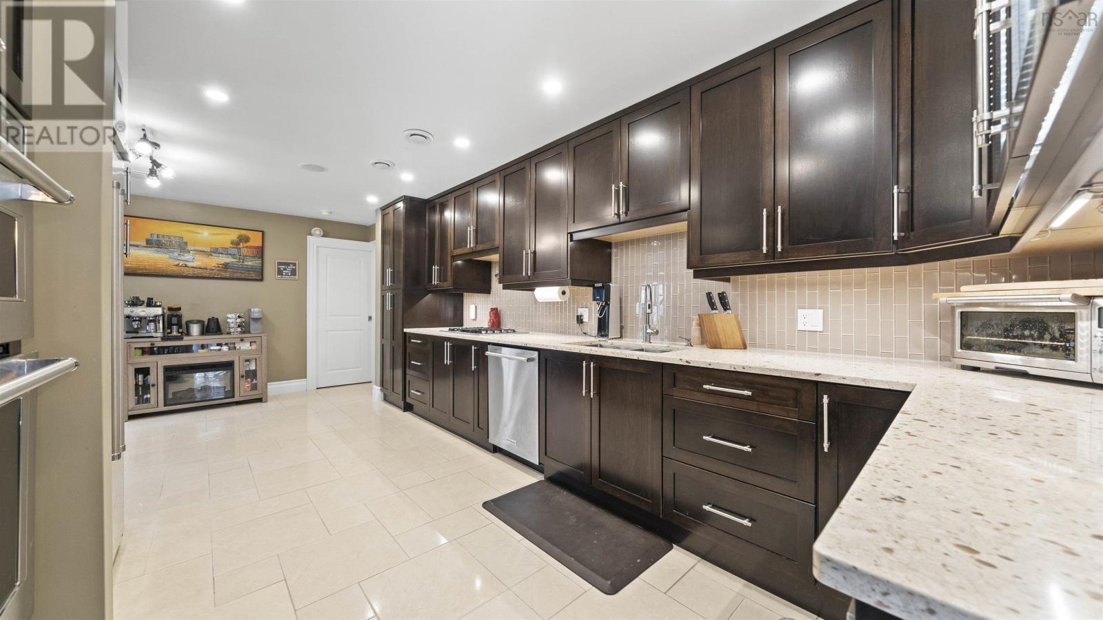 32 Lakeland Street, Beaver Bank, Nova Scotia  B4G 1A5 - Photo 11 - 202509575