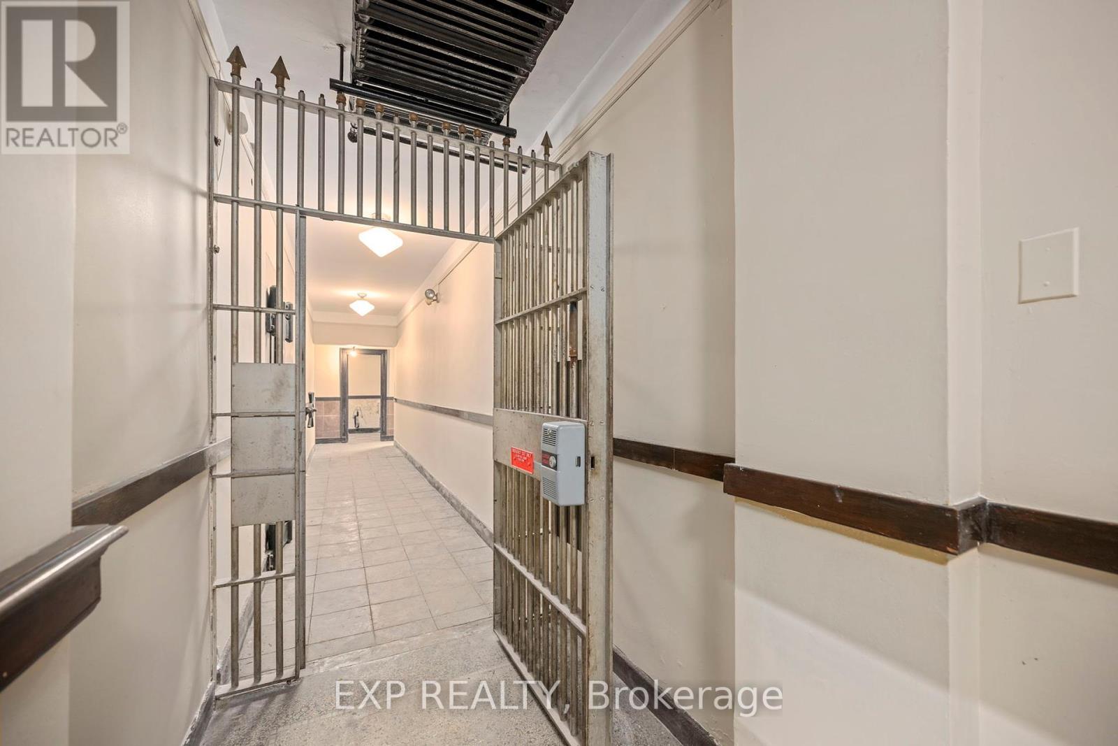 353 Richmond Street, London East, Ontario  N6A 3C2 - Photo 21 - X12239228