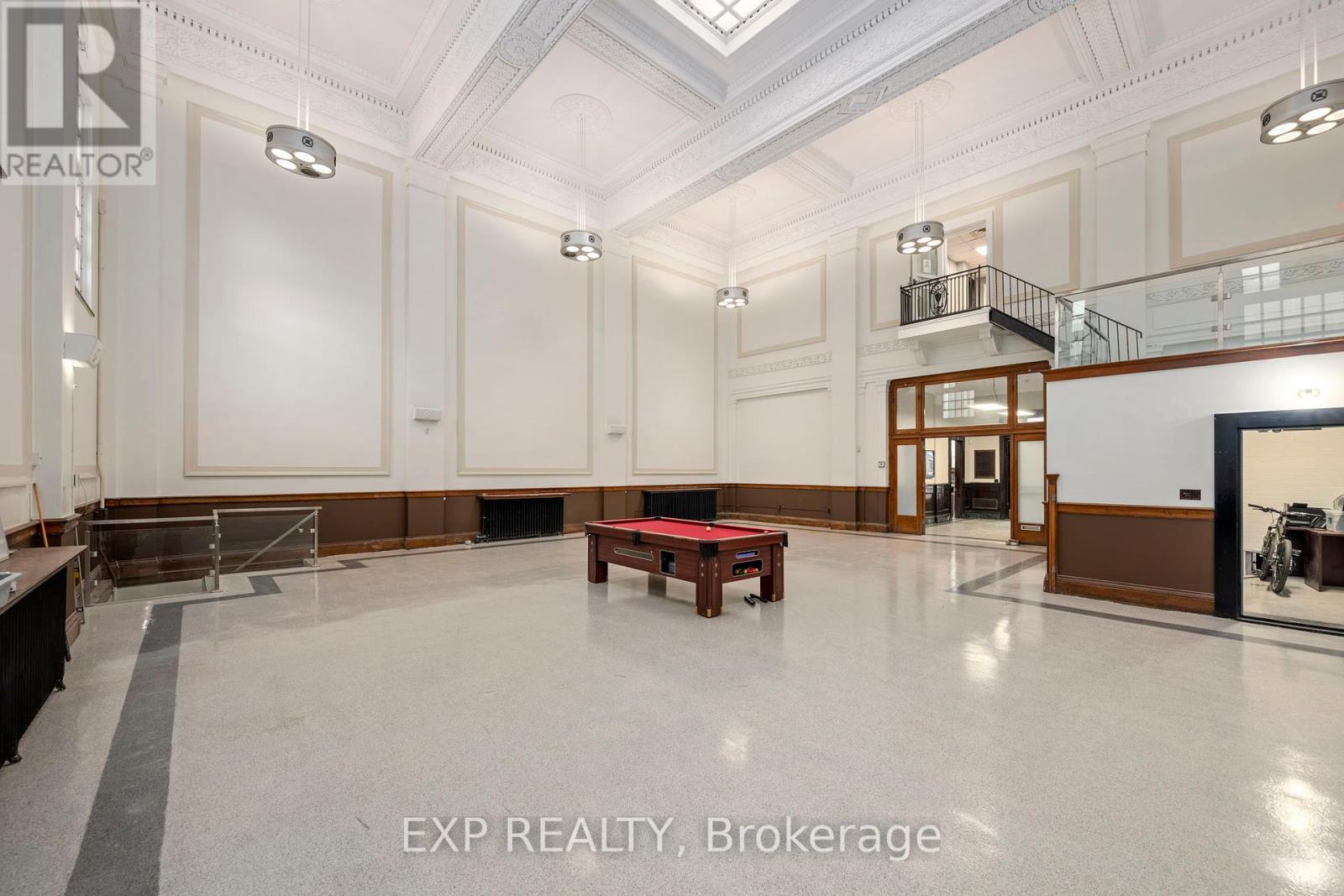 353 Richmond Street, London East, Ontario  N6A 3C2 - Photo 6 - X12239228