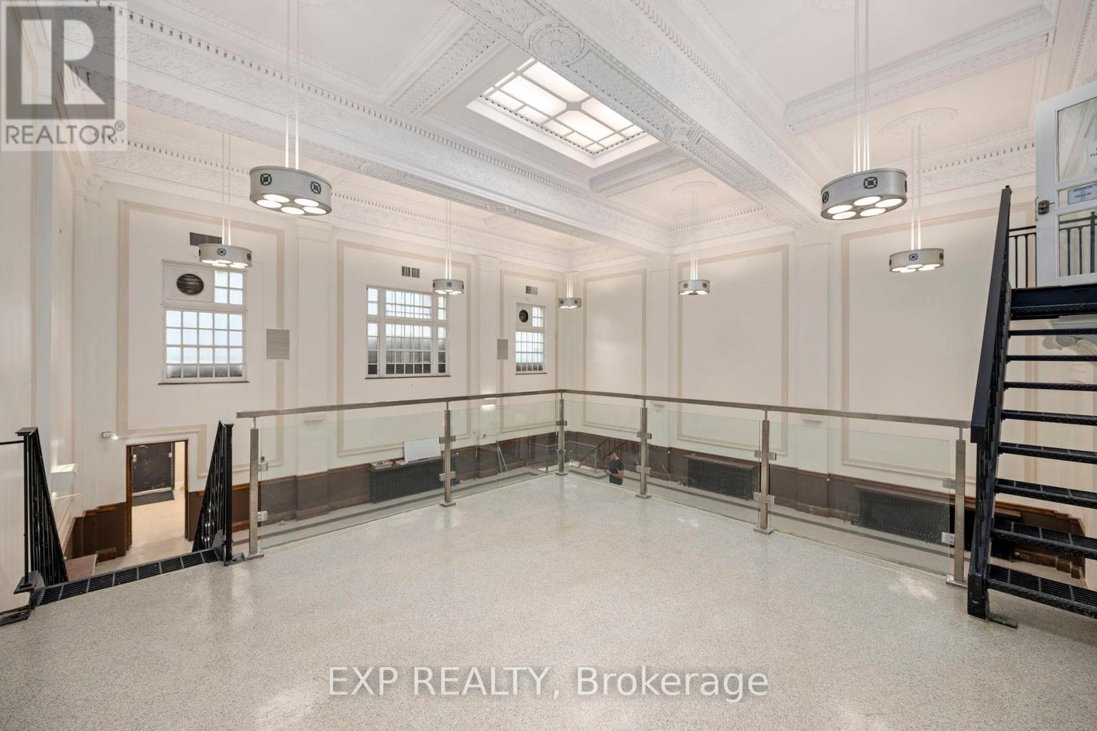 353 Richmond Street, London East, Ontario  N6A 3C2 - Photo 8 - X12239228