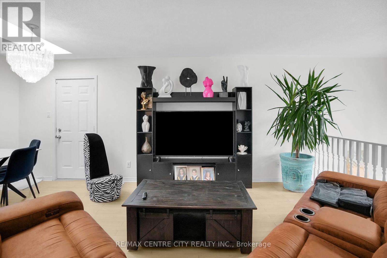 370 Brookhaven Place, London East (East A), Ontario  N5Y 5N4 - Photo 15 - X12239388