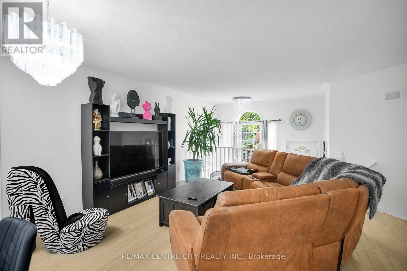 370 Brookhaven Place, London East (East A), Ontario  N5Y 5N4 - Photo 17 - X12239388