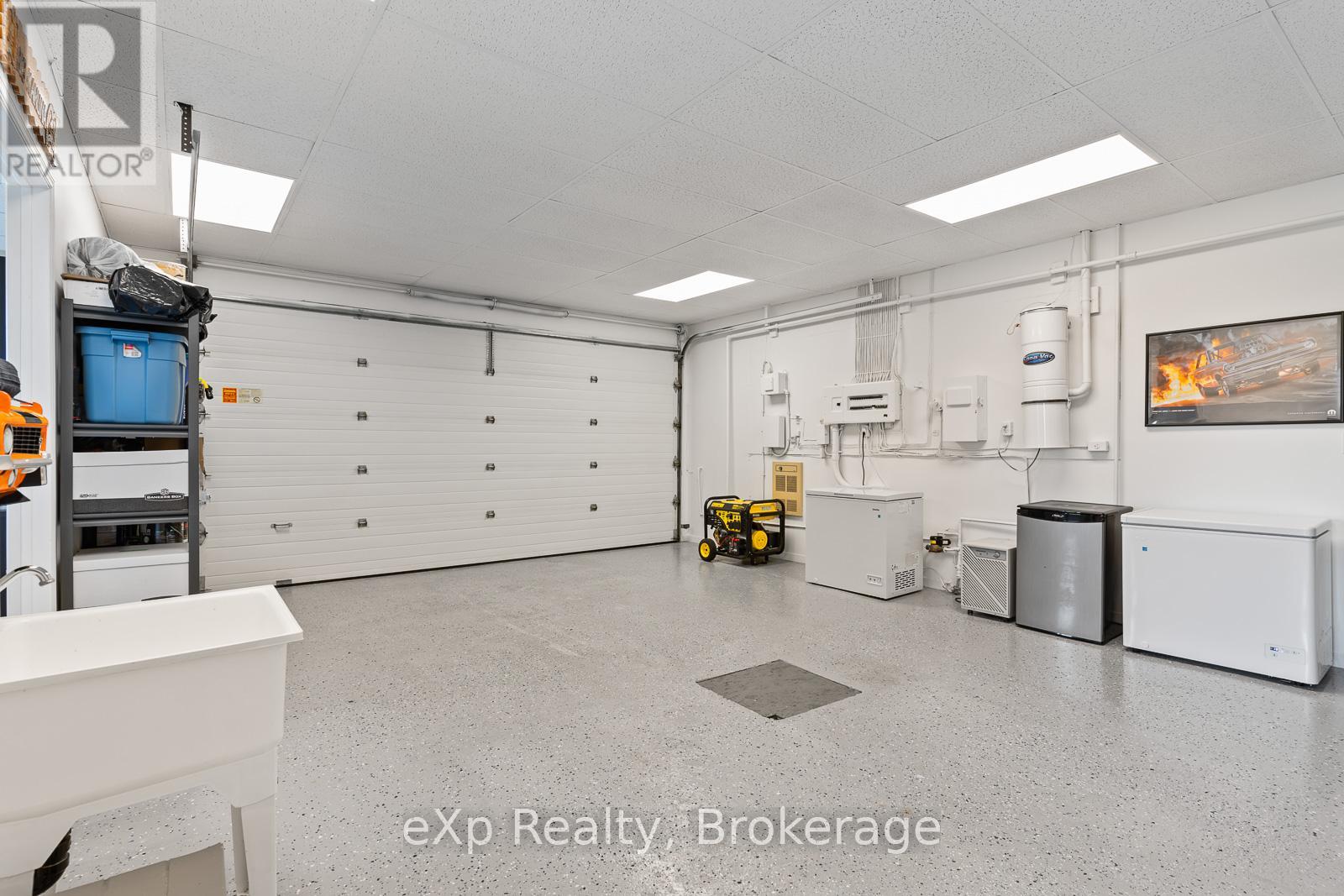900 Berford Street, South Bruce Peninsula, Ontario  N0H 2T0 - Photo 27 - X12239277