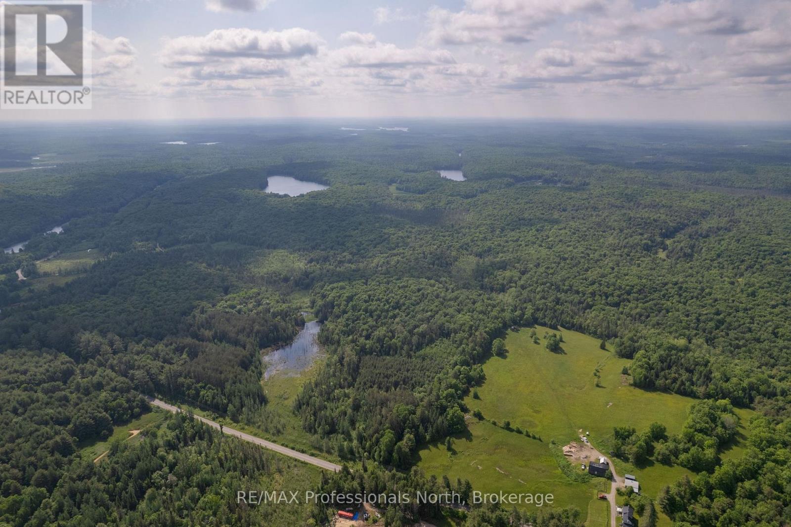 2330 Fraserburg Road, Bracebridge, Ontario  P1L 1X3 - Photo 18 - X12239290