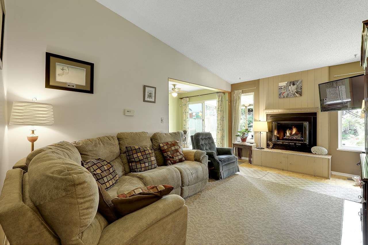 Property at 7261 129B STREET image 4