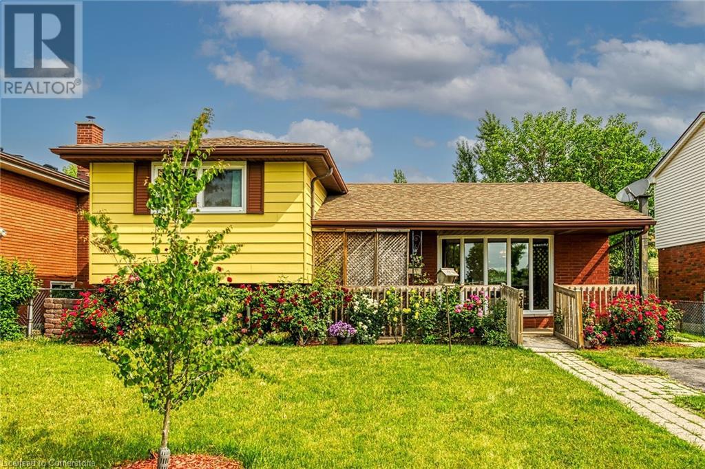 54 Berko Avenue, Hamilton, Ontario  L8V 2R2 - Photo 2 - 40744138