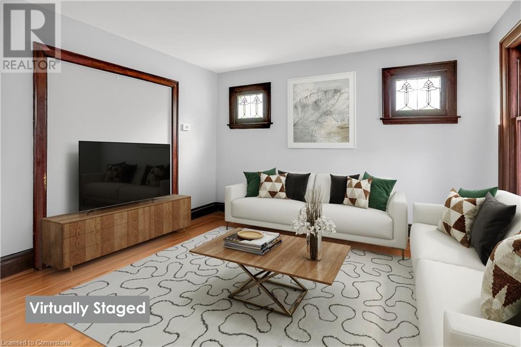 Property at 21 PAISLEY Avenue S image 4