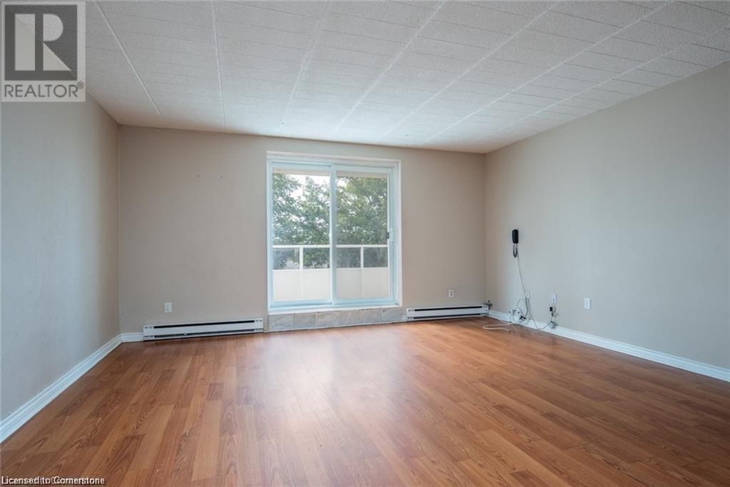 Property at 71 VANIER Drive Unit# 211 image 5