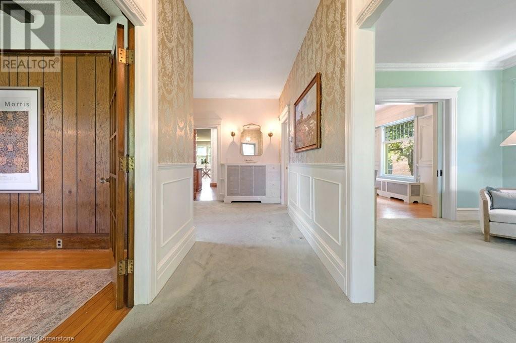 Property at 21 BRANT Road N image 4