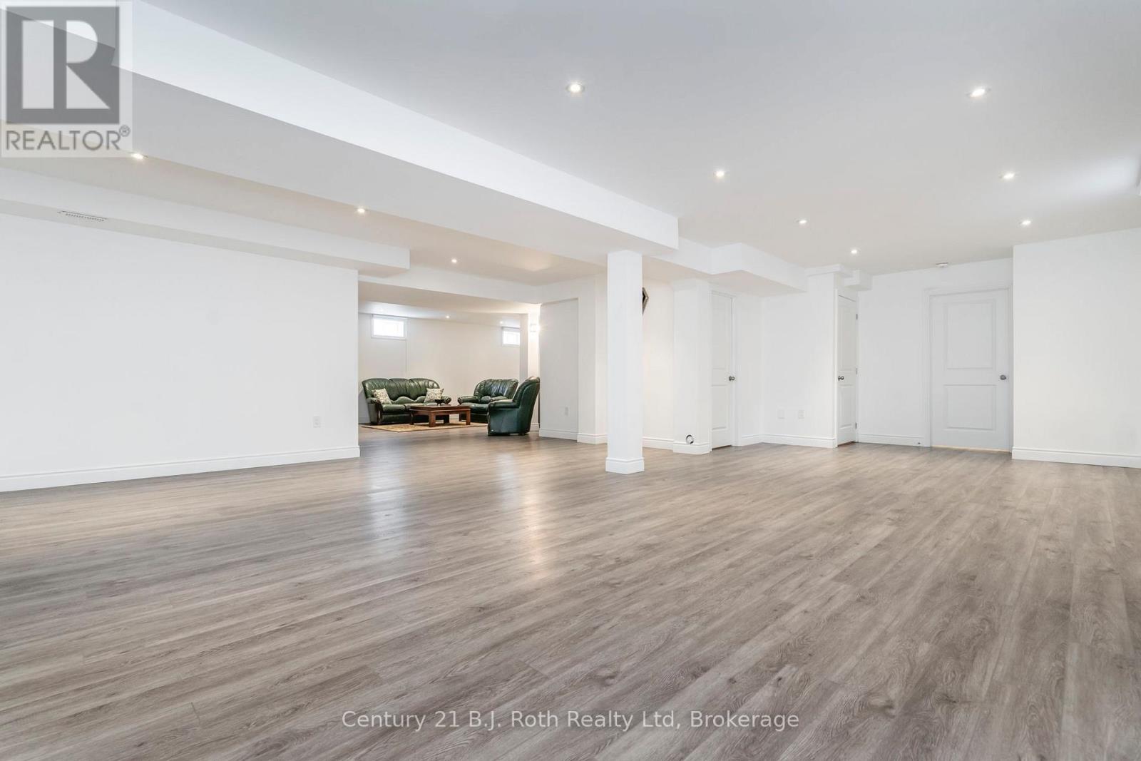 4 Charlie Rawson Boulevard, Tay (Victoria Harbour), Ontario  L0K 2A0 - Photo 28 - S12078079