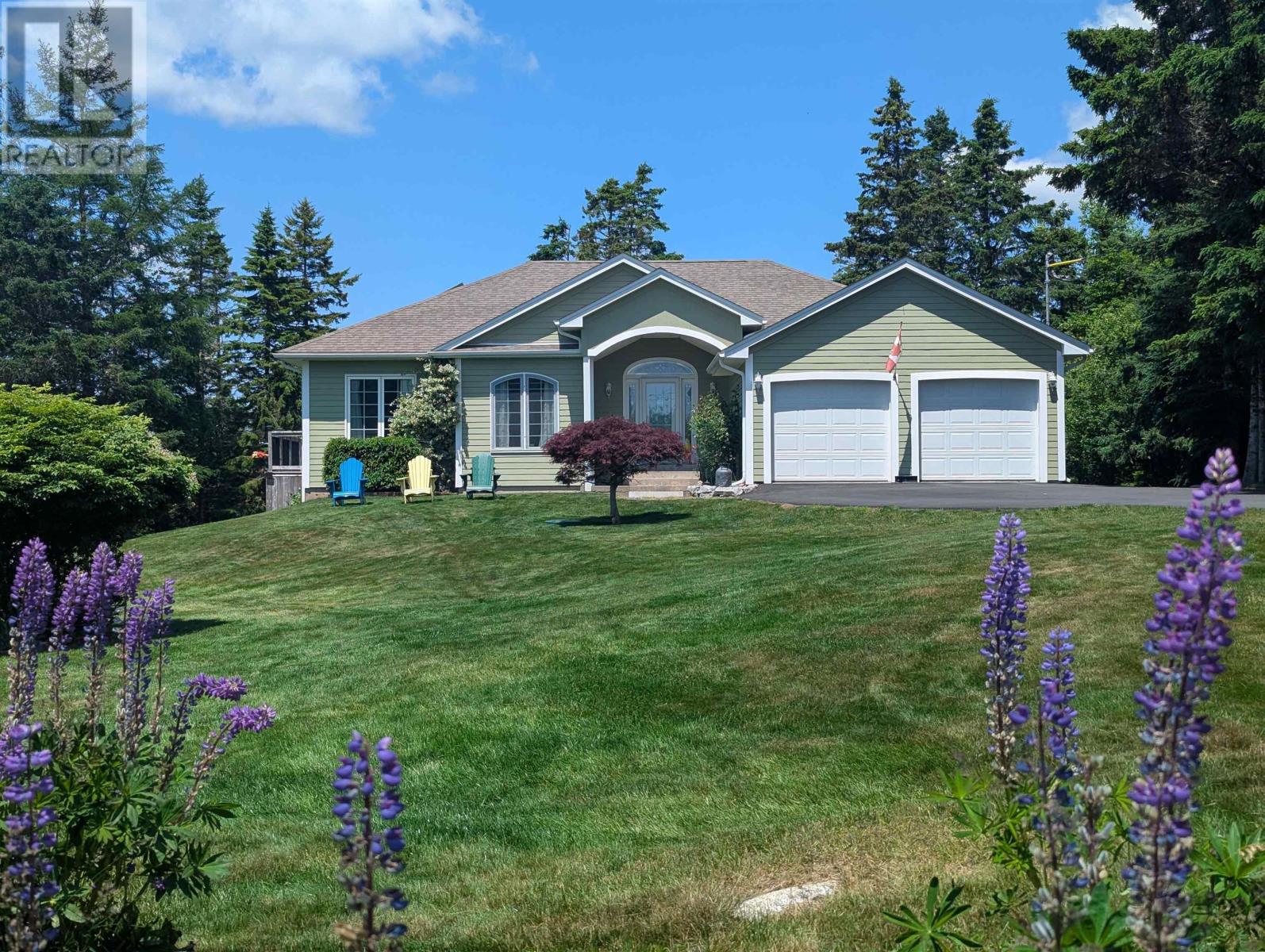 Property at 2 Deer Run image 1