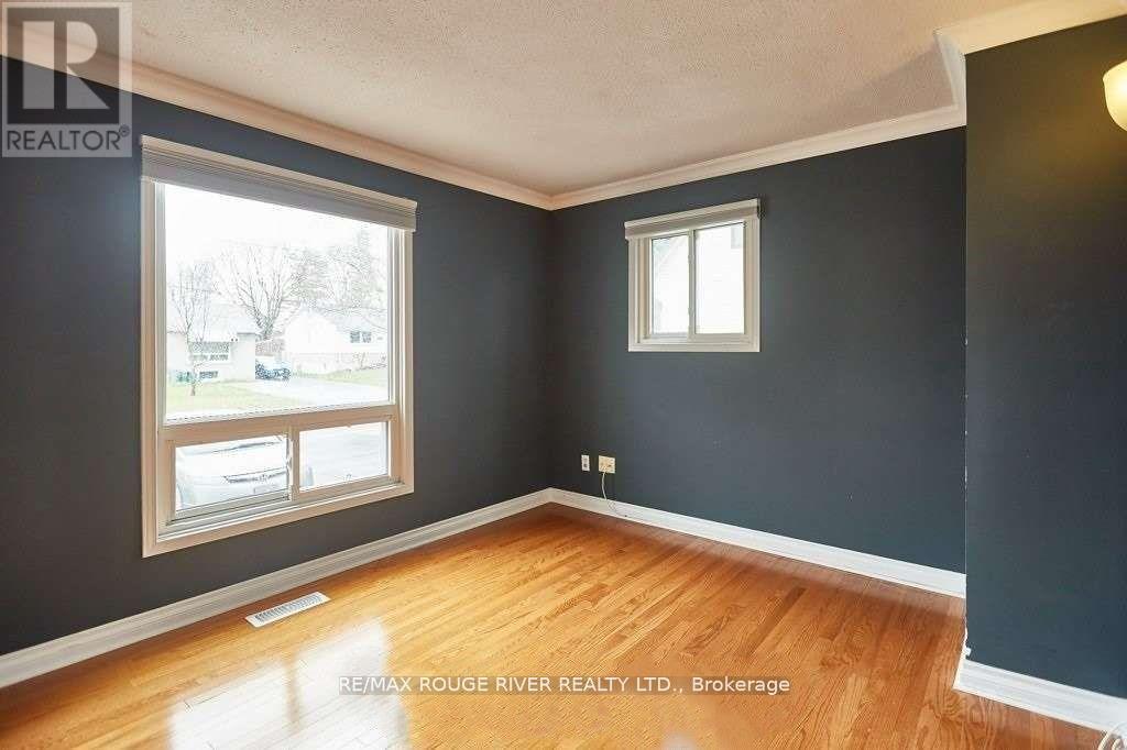 604 Kent Street, Whitby, Ontario  L1N 4Y9 - Photo 14 - E12239448